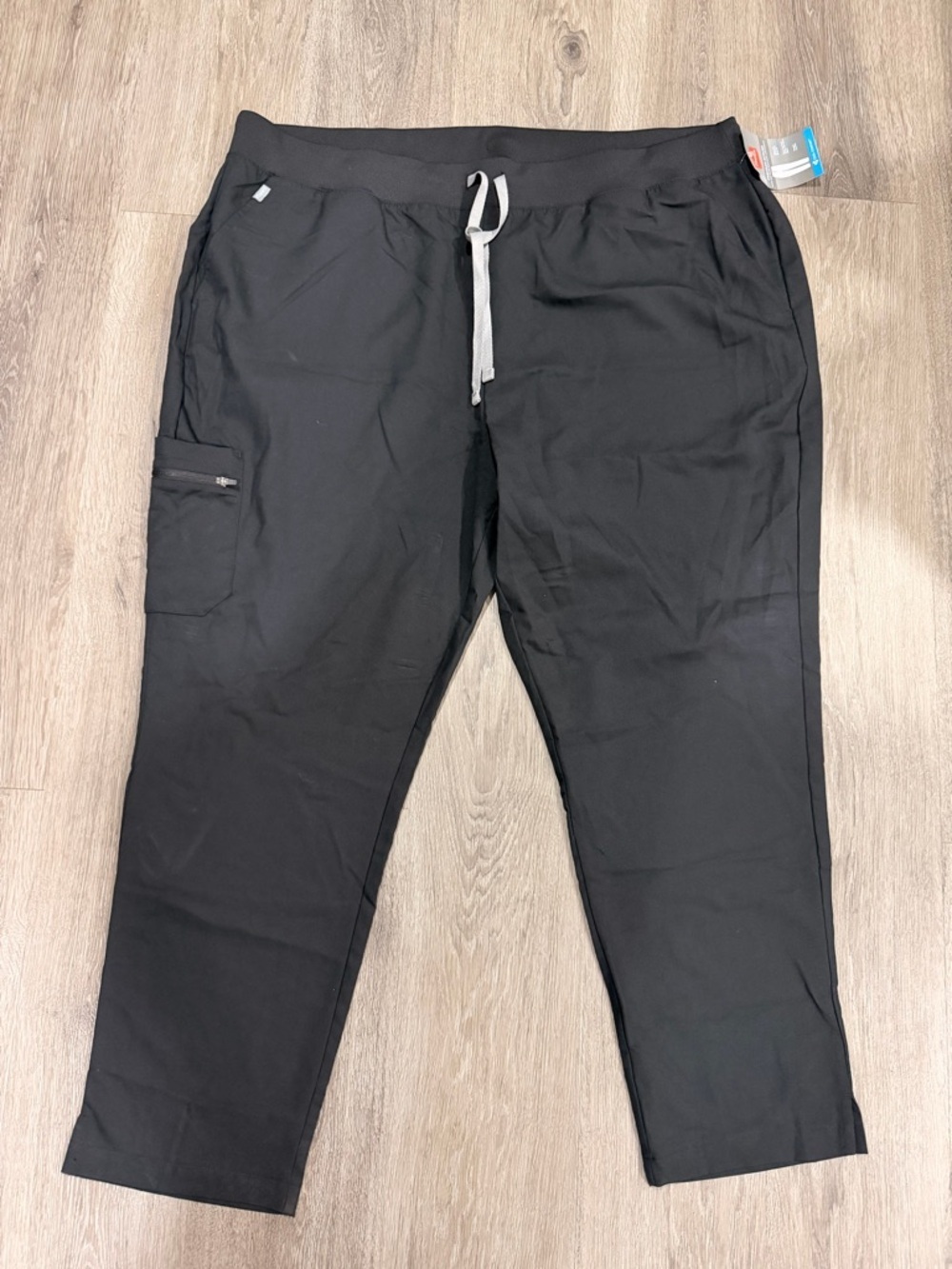 Hanes Unisex Black Men's Jogger Scrub Pants with Contrast Drawstring